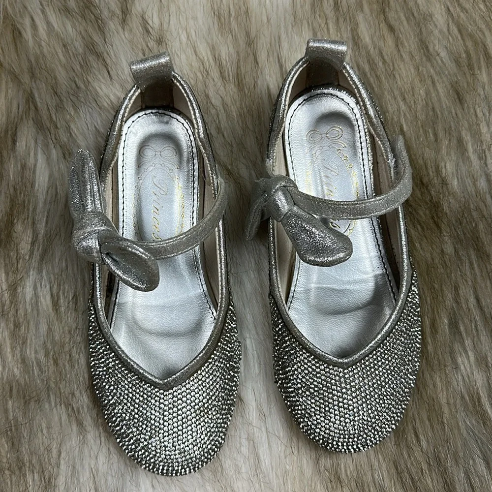 Silver Princess Kids Shoes with Bow, Size 11.5,  Velcro strap